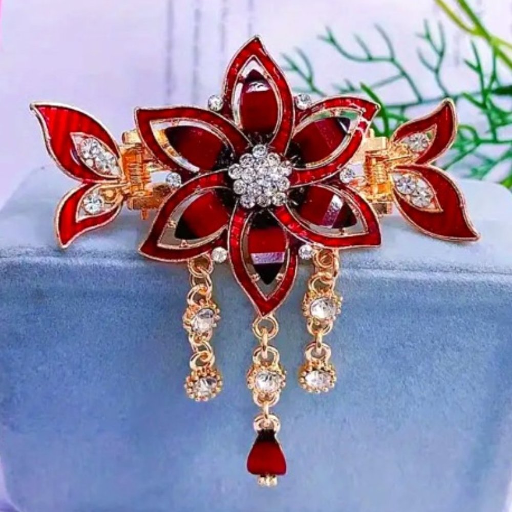 SPARKLING FLOWER HAIR CLIP in RED